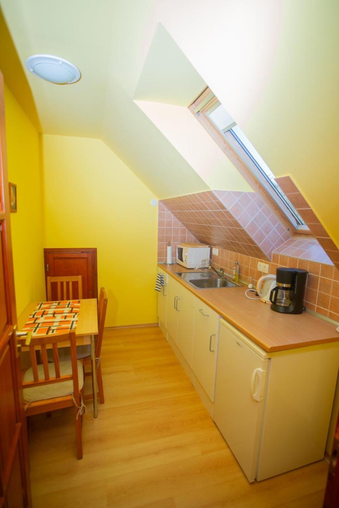 Kondics Apartmanhaz Шарвар Екстер'єр фото